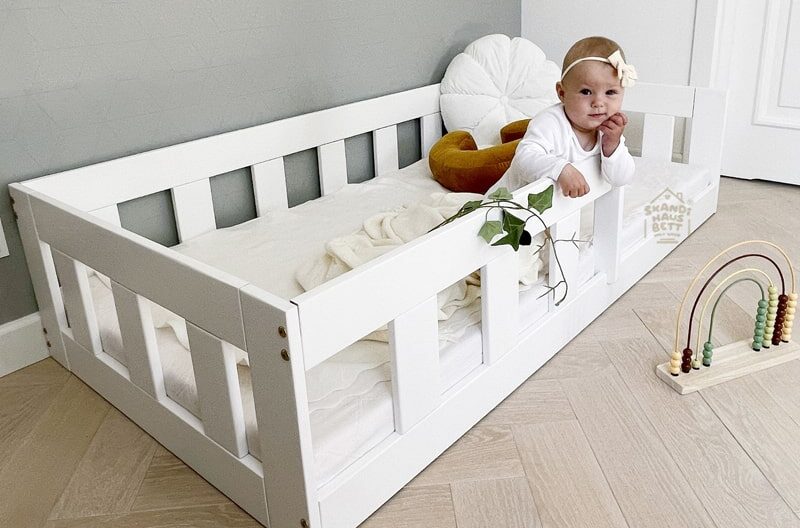 Bodenbett Einzelbett Kinderbett BAJO weiss