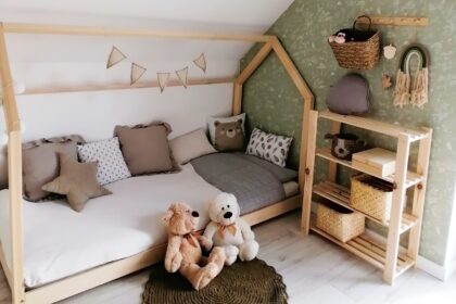 Ein Raum, der Sie beruhigt – Ein ruhiges, natürliches Kinderzimmer für ältere Kinder im Alter von 5–6 Jahren
